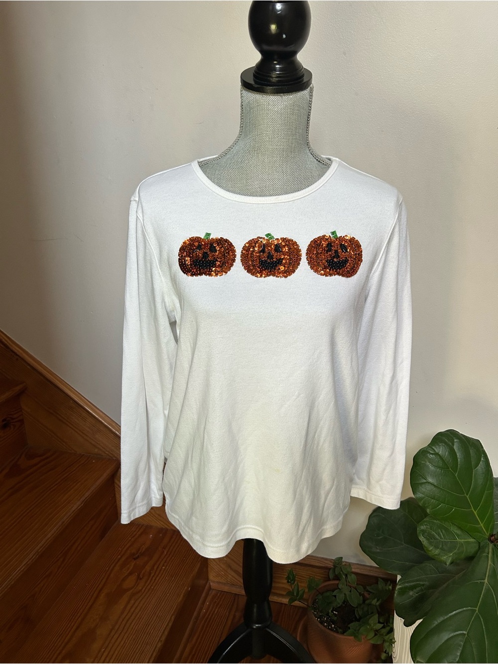 Women's White Long-Sleeve Pumpkin Sequin Top Halloween